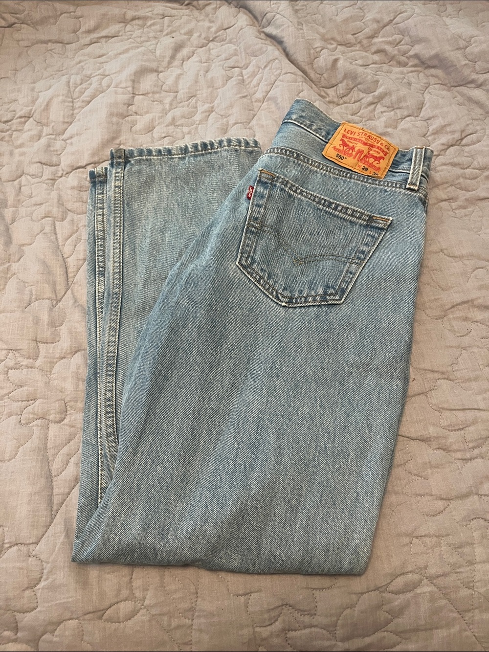 Levi's Men's Light Blue Relaxed Fit Jeans